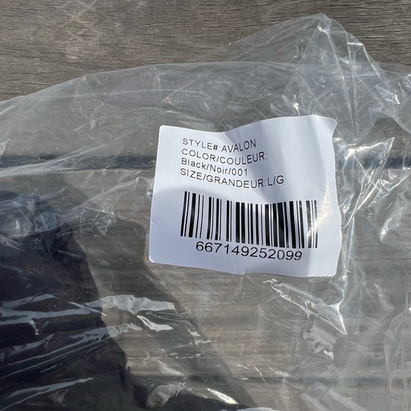 Jilly Box Noize: Avalon Puffer Jacket Black - Picture 3 of 5